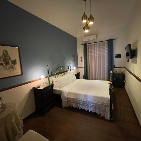 בלפאסו Guest House Le Ginestre Dell'Etna מראה חיצוני תמונה