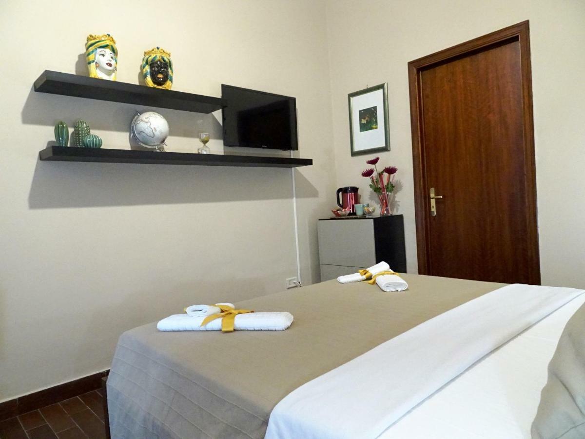 בלפאסו Guest House Le Ginestre Dell'Etna מראה חיצוני תמונה