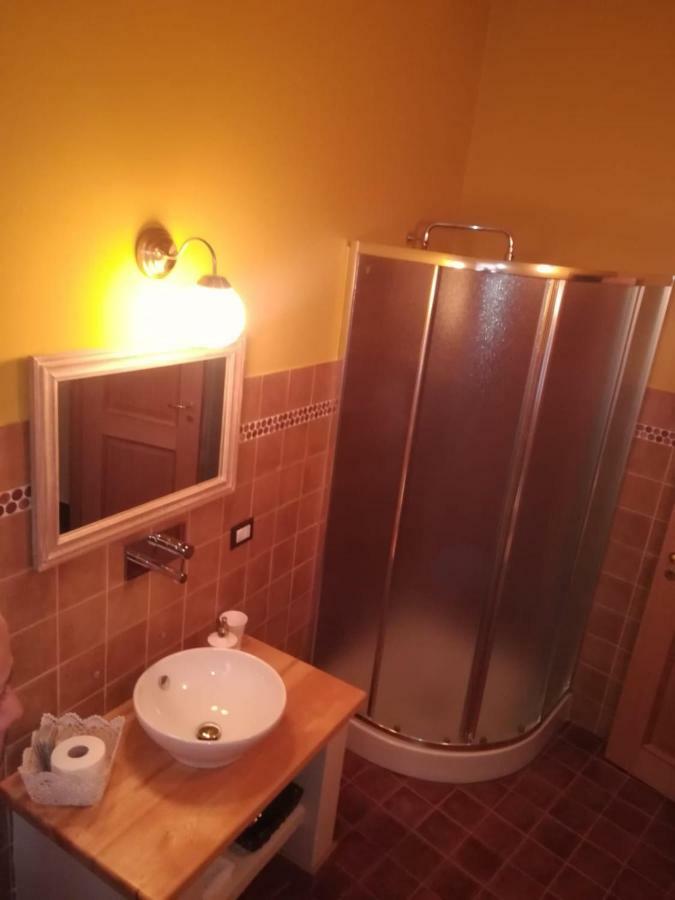 בלפאסו Guest House Le Ginestre Dell'Etna מראה חיצוני תמונה