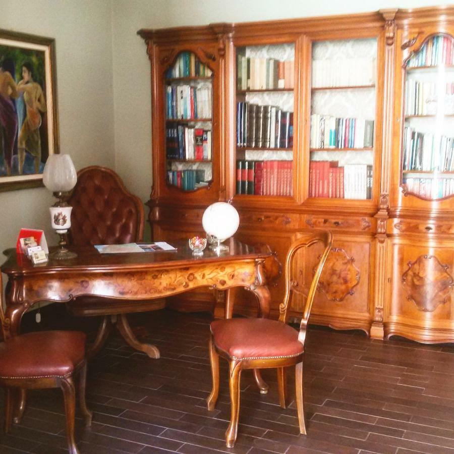 בלפאסו Guest House Le Ginestre Dell'Etna מראה חיצוני תמונה